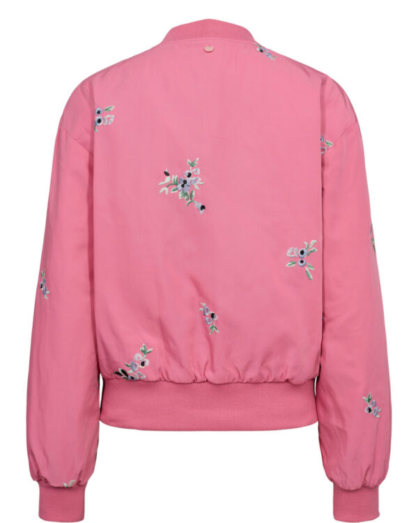 Jacke NUELLANORA EMBROIDERY von Nümph ist pink bestickt mit Blumen im Bomberjacke Style