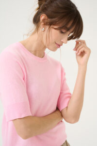 Strickshirt CUhedi Arrow SS von Culture in rosa mit halblangem Arm und Rundhalsausschnitt hüftlang